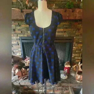 Zip up heart print dress